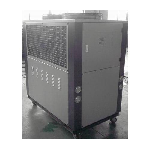 低溫冷水機
